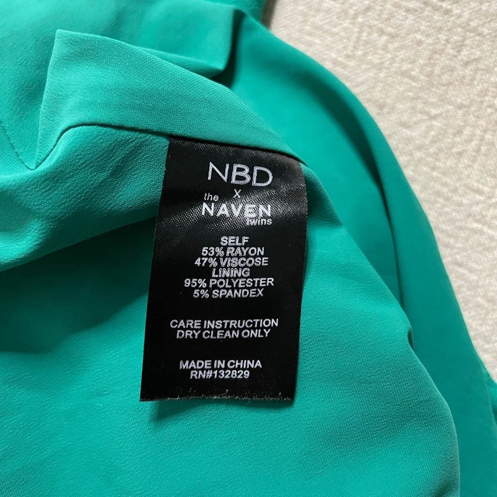 NBD x Naven Twins Green Cutout Mini Dress M - Picture 4 of 7